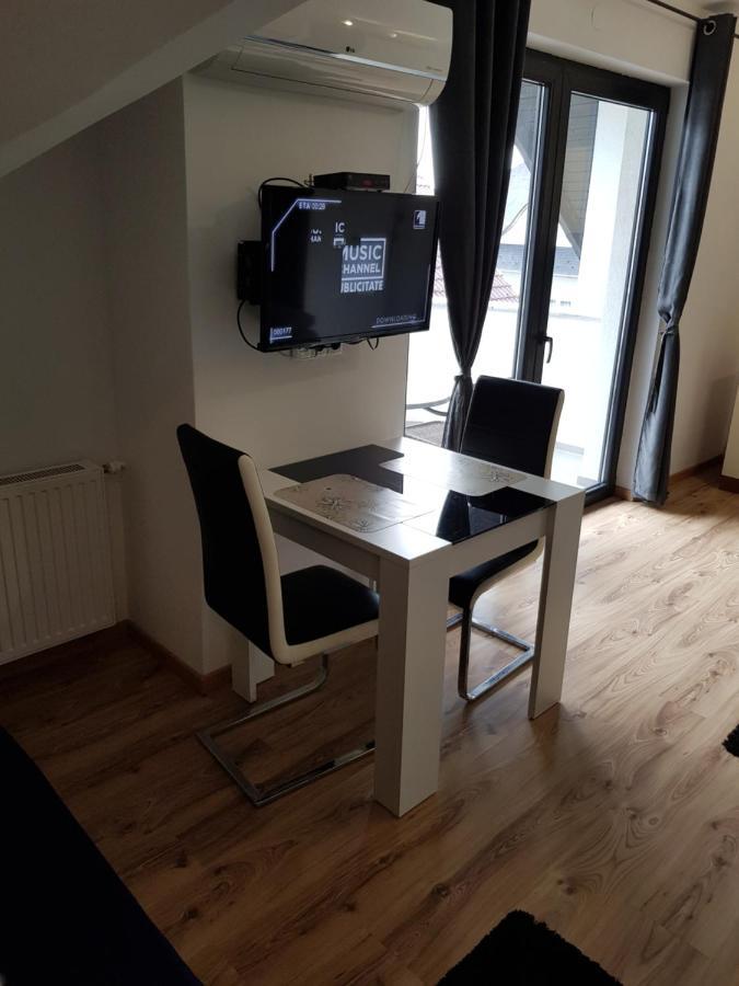 Bük Honfoglalas Apartment מראה חיצוני תמונה